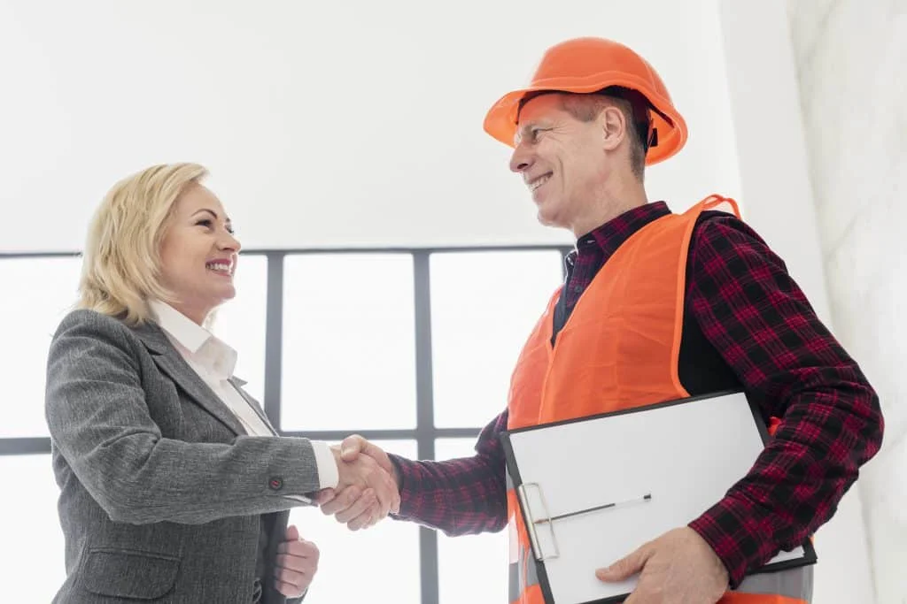 Como as construtoras conseguem clientes?